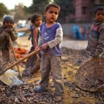 Каждый 10тый ребенок в мире вынужден работать