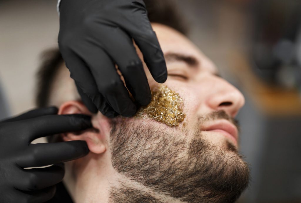 Воск для удаления волос на лице мужчины, как пользоваться?